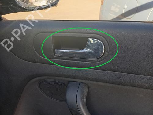 Used Front right interior door handle VW GOLF PLUS V (5M1, 521) [2004-2013]  28491973