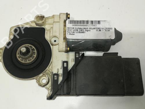 Vindusheismotor venstre foran SEAT LEON (1M1) 1.6 16 V (105 hp) 9350718