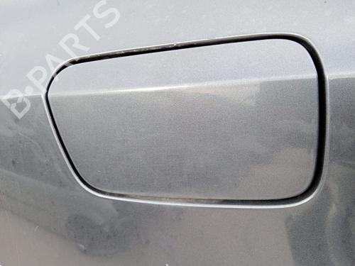 Używane Klapa wlewu paliwa RENAULT LAGUNA II (BG0/1_) 2.0 16V (BG00, BG0K, BG0P, BG0W) (135 hp) 25471320