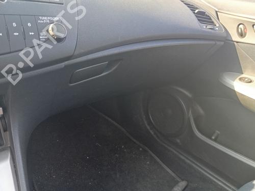 Used Glove box HONDA CIVIC VIII Hatchback (FN, FK) 1.8 (FN1, FK2) (140 hp) 28491879