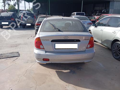 Left headlight HYUNDAI ACCENT II (LC) 1.5 CRDi | BP22769252C28