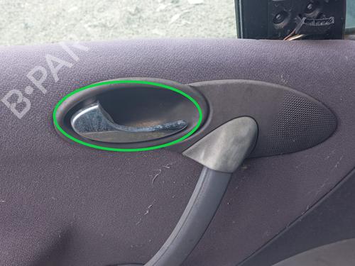 Used Front left interior door handle MERCEDES-BENZ A-CLASS (W168) A 140 (168.031, 168.131) (82 hp) 24417523
