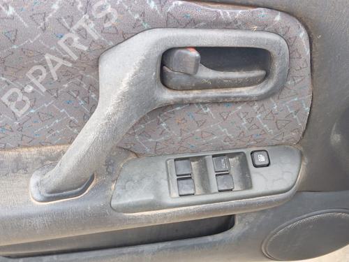 Used Left front window switch NISSAN PRIMERA (P11) 1.6 16V (99 hp) 26389938