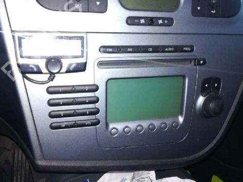 Used Radio SEAT LEON (1P1) [2005-2013]  9353436