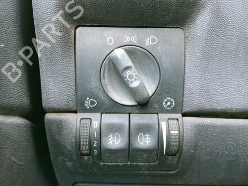 Commande de phare OPEL CORSA C (X01) 1.7 DI (F08, F68) (65 hp) 27336987