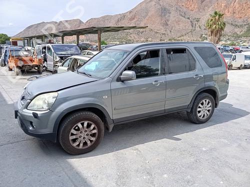 Używane Błotnik przedni lewy HONDA CR-V II (RD_) 2.2 CTDi (RD9) (140 hp) 18883692