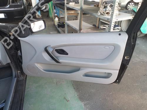 Używane Klamka zewnętrzna drzwi przednich prawych BMW 3 Compact (E46) 320 td (150 hp) 17368124