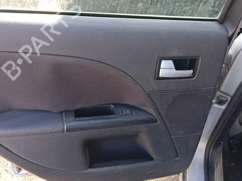 Venstre bak elrute bryter FORD MONDEO III Saloon (B4Y) 2.0 16V TDDi / TDCi (115 hp) 16236782