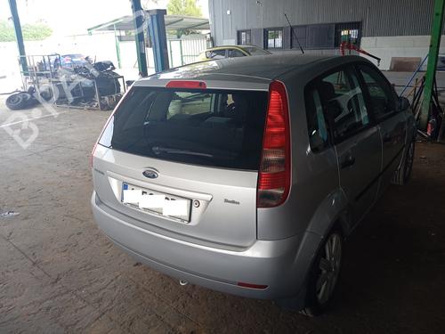 Used Right taillight FORD FIESTA V (JH_, JD_) 1.4 16V (80 hp) 25493673