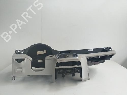 Used Dashboard MERCEDES-BENZ GLA-CLASS (X156) GLA 200 CDI / d (156.908) (136 hp) 21142055