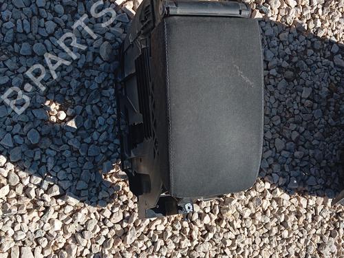 Used Armrest / Center console VW GOLF VI (5K1) 2.0 TDI (110 hp) 24527748