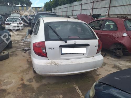 Bakluke CC/Kombi-Kupé KIA RIO I Hatchback (DC) 1.5 16V (97 hp) 16221829
