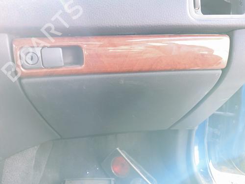 Used Glove box VOLVO S40 I (644) 1.8 (115 hp) 25925396