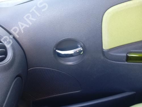 Used Front right interior door handle CITROËN C2 (JM_) 1.4 HDi (68 hp) 23258574