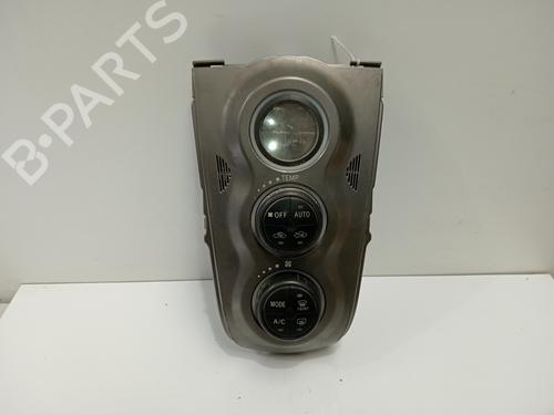 Commande Chauffage TOYOTA YARIS (_P9_) 1.33 VVT-i (NSP90_, NSP90R) (99 hp) 22338692