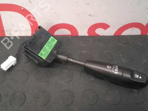 Used Steering column stalk CHEVROLET AVEO / KALOS Saloon (T250, T255) [2005-2025]  9351453