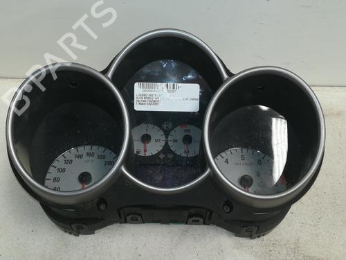 Used Instrument cluster ALFA ROMEO 147 (937_) 1.6 16V T.SPARK ECO (937.AXA1A, 937.BXA1A) (105 hp) 15652591
