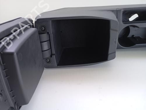 Armrest / Center console TOYOTA AURIS (_E18_) 1.8 Hybrid (ZWE186_, ZWE186R) | BP34287912I20 - Image 7
