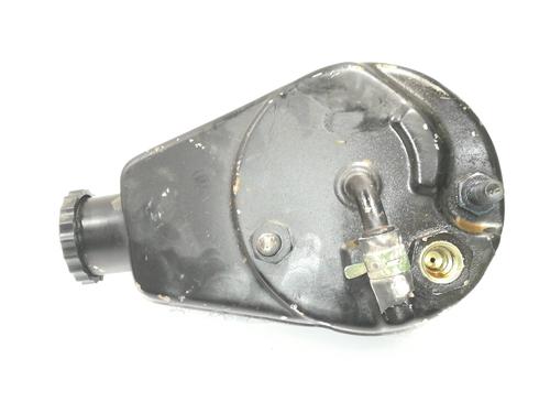 Used Steering pump RENAULT MEGANE I (BA0/1_) [1995-2004]  9351456