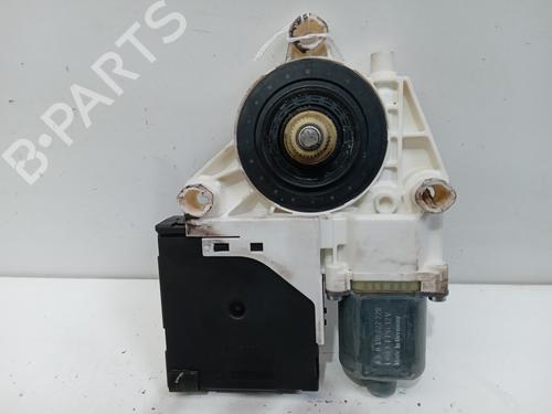Right front window motor VW GOLF PLUS V (5M1, 521)  | BP31072132E20 