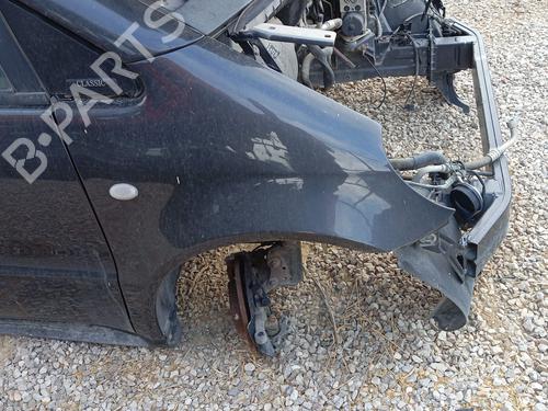 Used Right front fenders MERCEDES-BENZ A-CLASS (W168) A 140 (168.031, 168.131) (82 hp) 24404429
