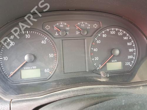 Used Instrument cluster VW POLO IV (9N_, 9A_) 1.4 TDI (70 hp) 20338360
