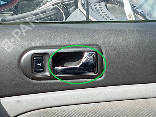 Poignée intérieure avant droite VW PASSAT B5 (3B2) [1996-2001]  26955268
