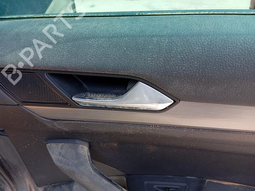 Høyre bak invendig håndtak VW PASSAT B8 Variant (3G5, CB5) [2014-2025]  28425415