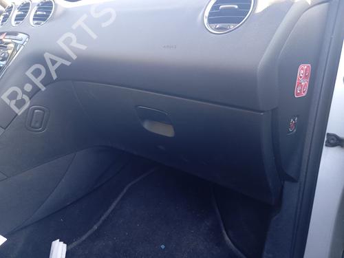Used Glove box PEUGEOT 308 SW II (LC_, LJ_, LR_, LX_, L4_) [2014-2021]  22216948