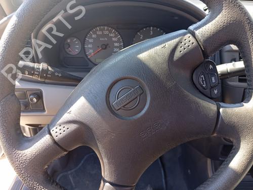 Used Driver airbag NISSAN ALMERA II (N16) 2.2 Di (110 hp) 26499391