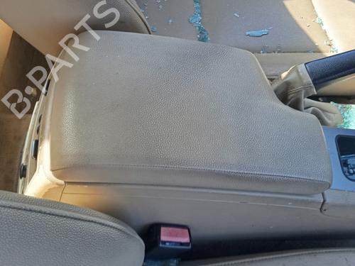 Used Armrest / Center console BMW 3 (E90) 320 d (163 hp) 28484403