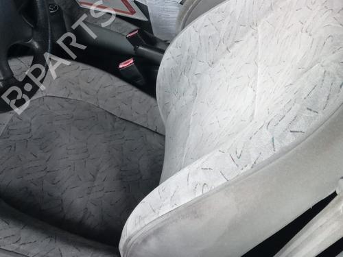 Stol høyre foran PEUGEOT 406 (8B) 2.0 16V (132 hp) 12294266
