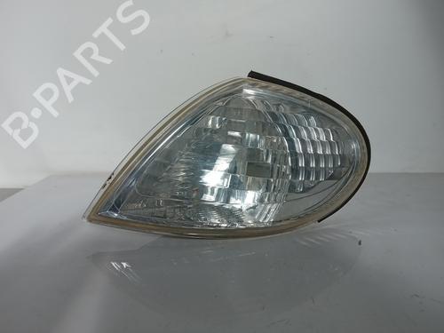 Used Left front indicator NISSAN ALMERA II (N16) 2.2 Di (110 hp) 29420461