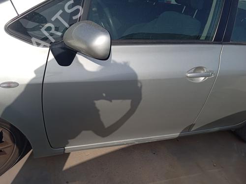 Used Front left lock TOYOTA AURIS (_E15_) [2006-2012]  25333541