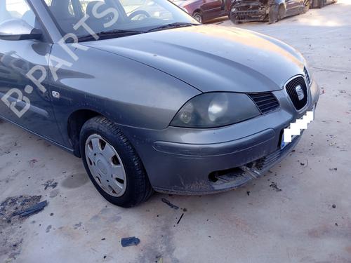 Used Right headlight SEAT IBIZA III (6L1) 1.2 (64 hp) 27592257