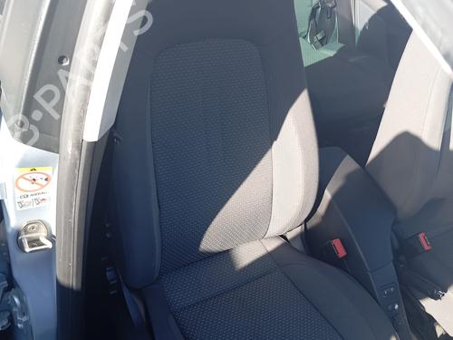 Used Right front seat SEAT TOLEDO III (5P2) 1.9 TDI (105 hp) 23565775