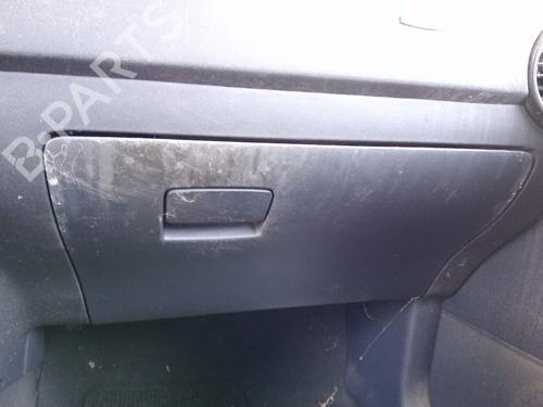 Used Glove box SEAT IBIZA III (6L1) [2002-2009]  18889767
