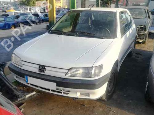 Used Parts PEUGEOT 306 Hatchback (7A, 7C, N3, N5) 1.8 1009093