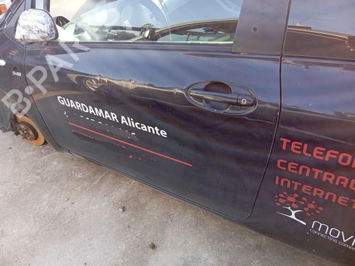Used Left front door TOYOTA YARIS (_P9_) [2005-2014]  25333624
