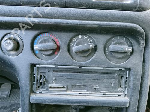 Used Climate control FORD MONDEO I (GBP) 1.8 i 16V (112 hp) 22697584