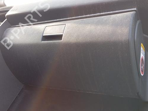 Used Glove box MERCEDES-BENZ B-CLASS Sports Tourer (W245) B 180 CDI (245.207) (109 hp) 12287621