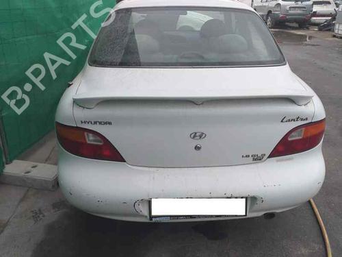 Used Rear bumper HYUNDAI LANTRA II Estate (J-2) 1.8 16V (128 hp) 16226241