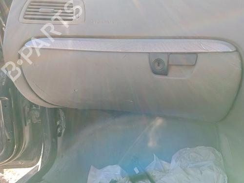 Used Glove box VOLVO S60 I (384) 2.4 D (163 hp) 29120718