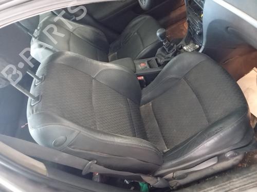 Sikkerhedssele foran højre RENAULT LAGUNA II (BG0/1_) 1.9 dCi (BG08, BG0G) (120 hp) 25471185