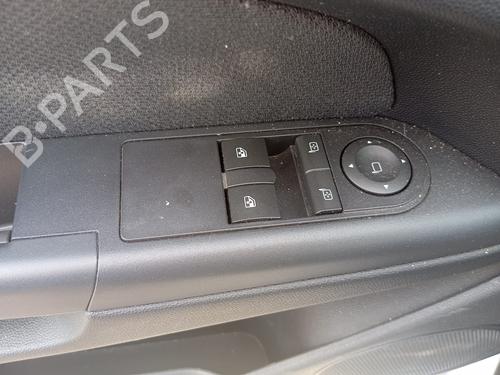 Interrupteur de vitre avant gauche OPEL ASTRA H GTC (A04) 1.6 (L08) (105 hp) 26955384