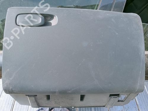 Used Glove box VOLVO V40 Hatchback (525) D2 (120 hp) 26666001