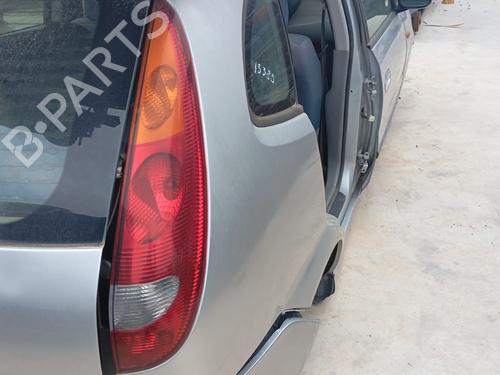 Used Right taillight NISSAN ALMERA TINO (V10) 2.2 dCi (115 hp) 16227614