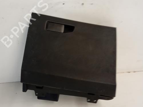 Glove box PEUGEOT 3008 II SUV (MC_, MR_, MJ_, M4_) 2.0 BlueHDi 150 (MJAHXH, MJAHXV, MJAHXG, MJAHSH, MJAHRH,... BP24469428C95