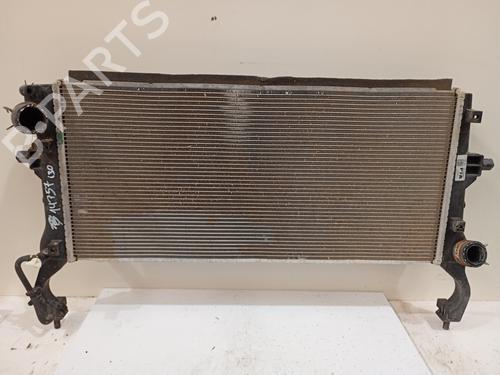 Used Water radiator Water radiator 37236822 37236822