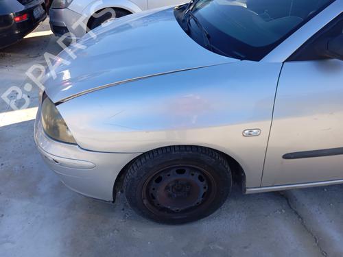 Used Left front fenders SEAT IBIZA III (6L1) [2002-2009]  31924010